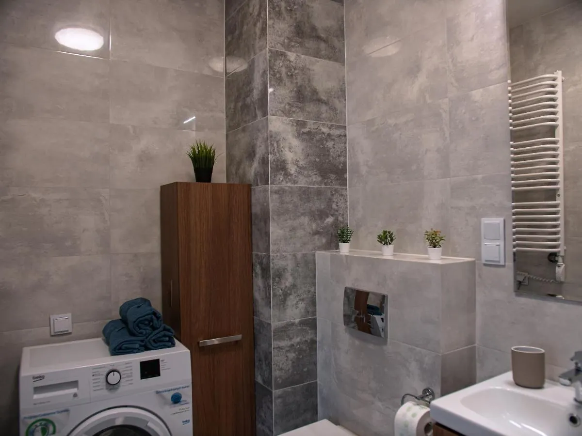 Sdh Warsaw Comfortable Apartment Near Chopin Airport 0*,